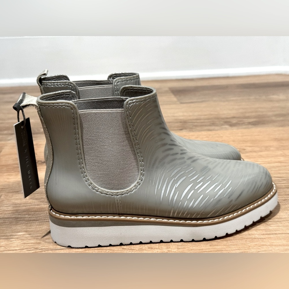 Cougar Taupe Winter & Rain Boots